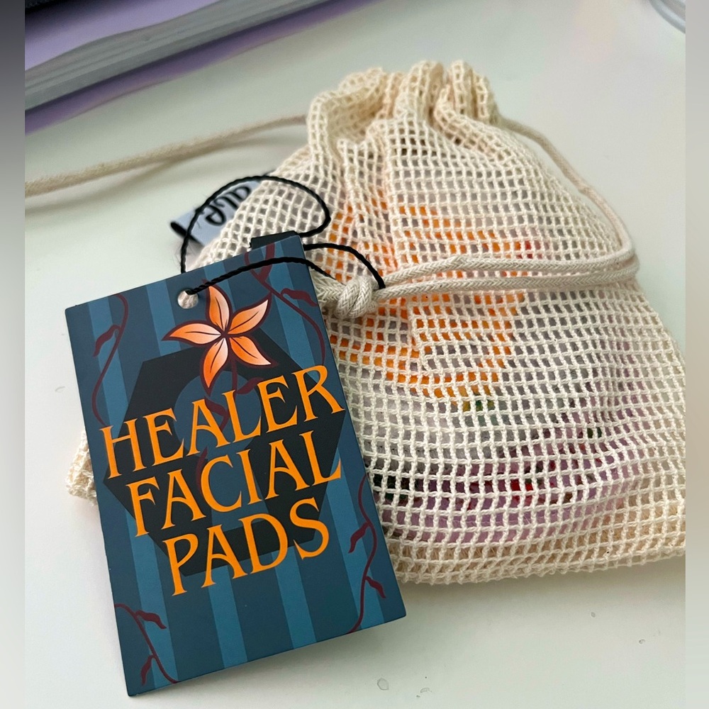 OwlCrate Prison Healer-inspired Facial Cleansing Pads